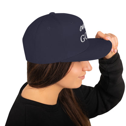 "Snapback cap combining classic structure with trendy flair